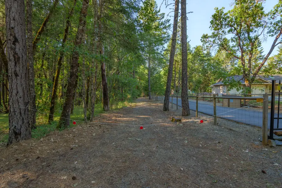 355 Firview, Wilderville, OR 97543 - Image #2