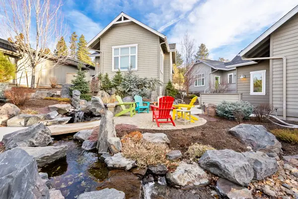 1913 NW Monterey Mews, Bend, OR 97703