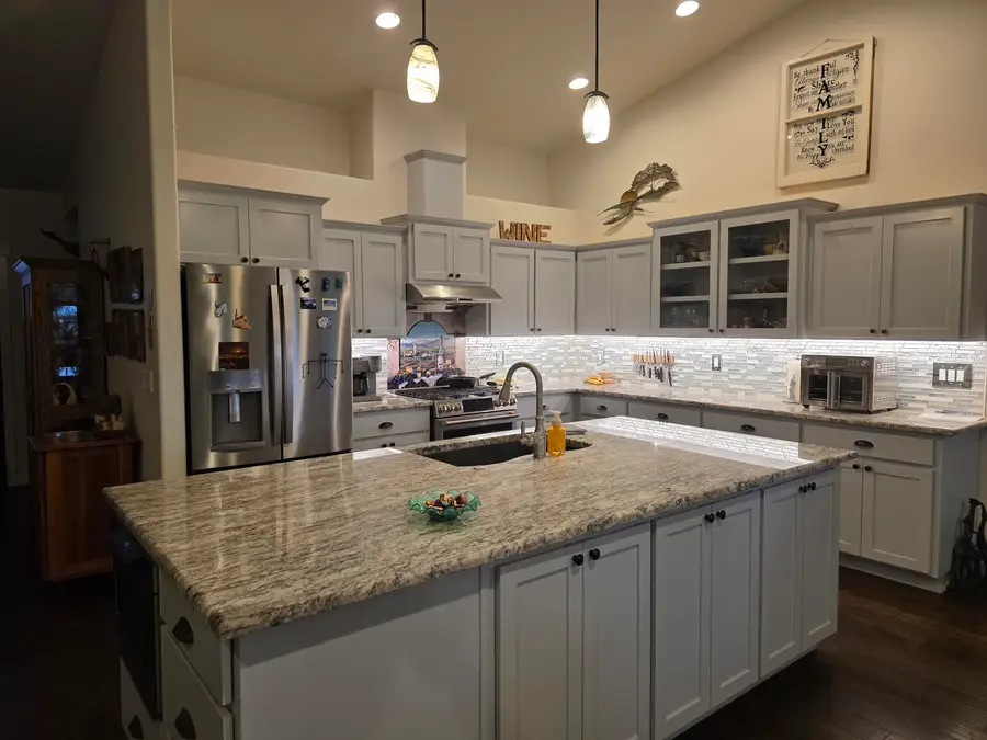 953 Providence, Grants Pass, OR 97526 - Image #3