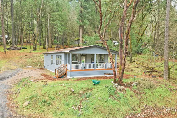 7743 Rogue River, Rogue River, OR 97537