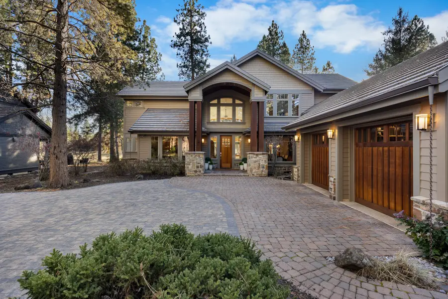 61469 Tam Mcarthur, Bend, OR 97702 - Image #2