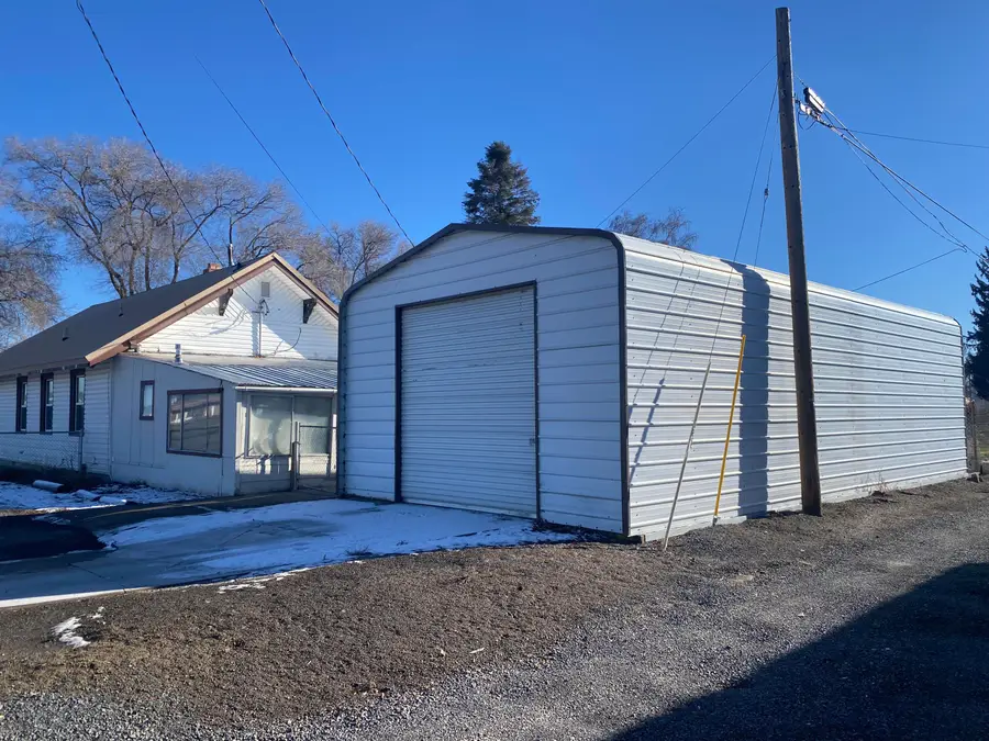 332 N Madison, Merrill, OR 97633 - Image #2