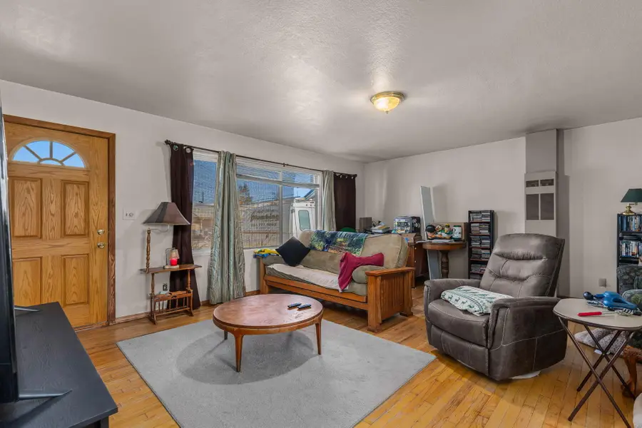 639 NW 8th, Redmond, OR 97756 - Image #3