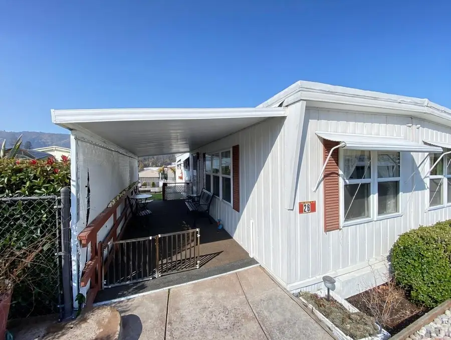 8401 Old Stage, Central Point, OR 97502 - Image #3