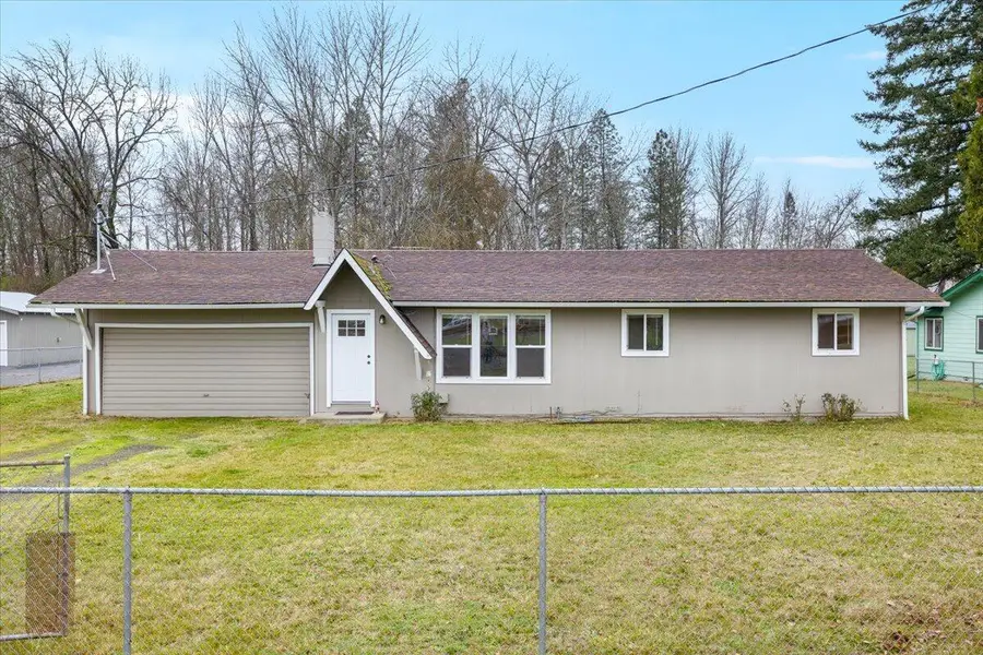 1290 Ojai, Grants Pass, OR 97527 - Image #2