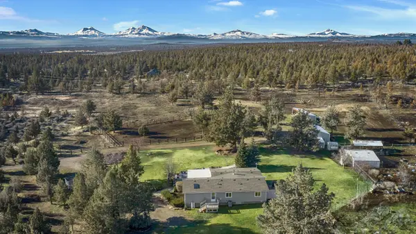 69975 Holmes, Sisters, OR 97759