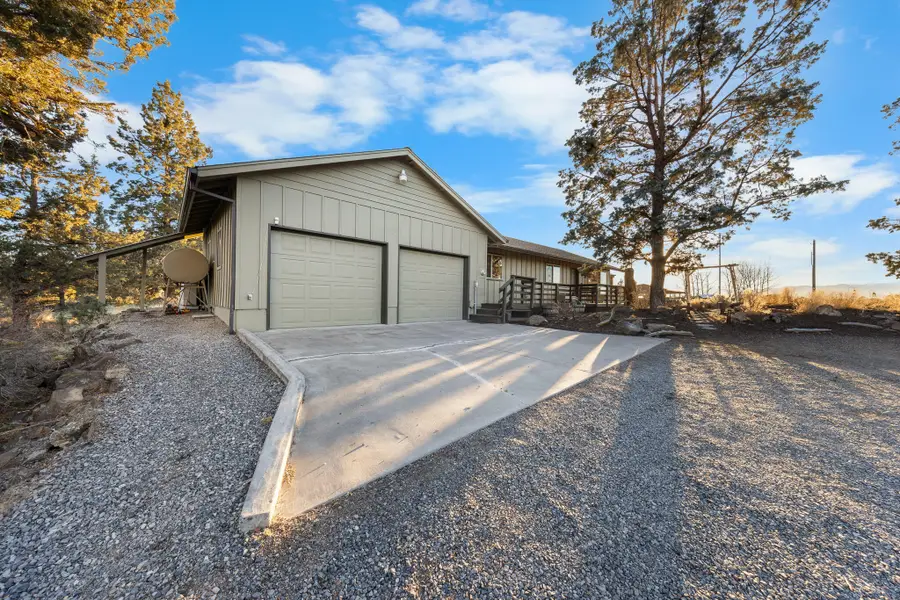 65333 Kiowa, Bend, OR 97703 - Image #2