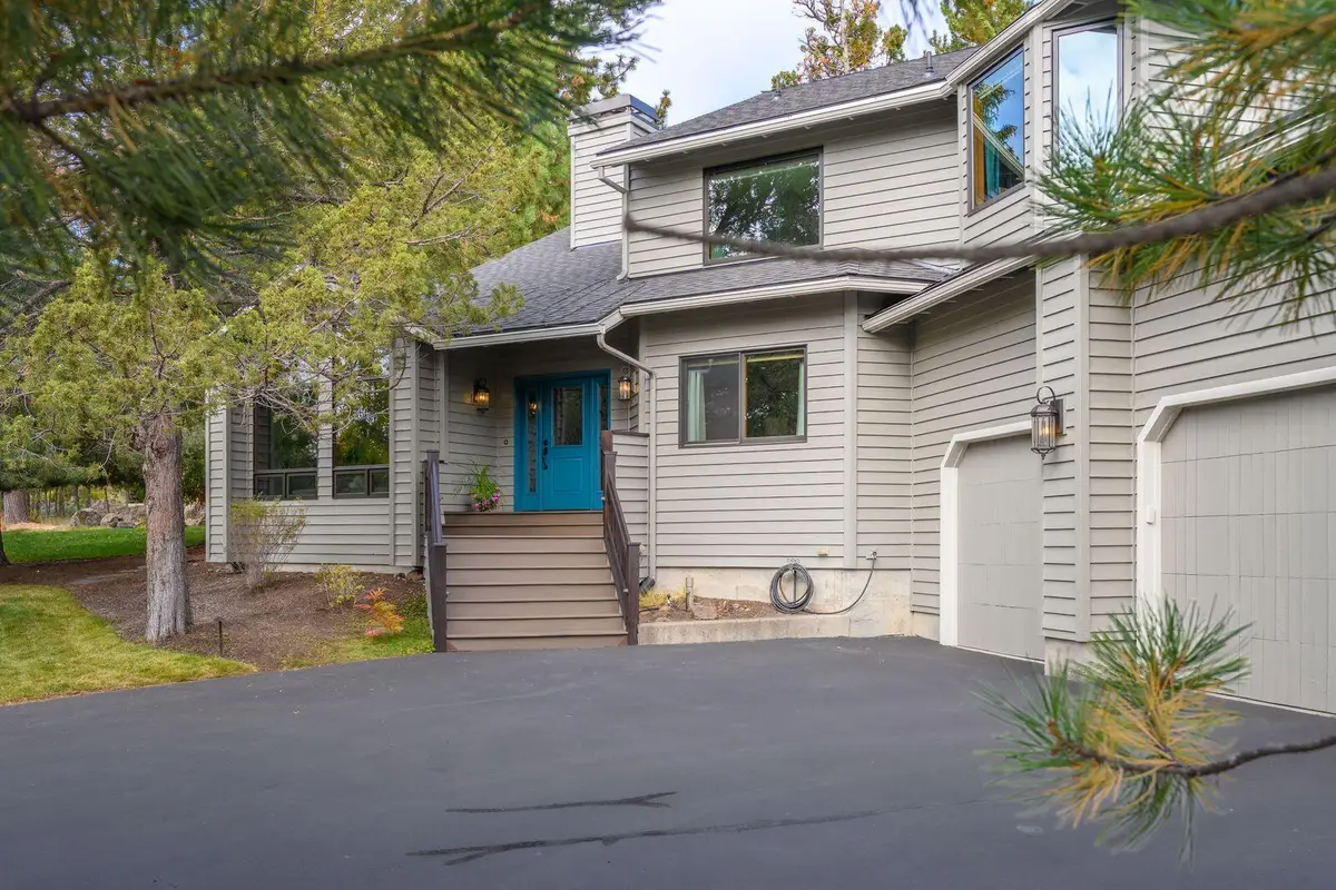 1648 NW Summit, Bend, OR 97703 - Image #1