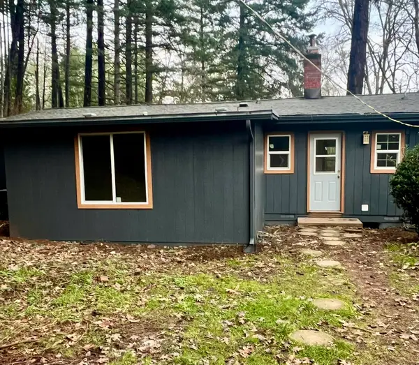 191 Dutcher Creek, Grants Pass, OR 97527