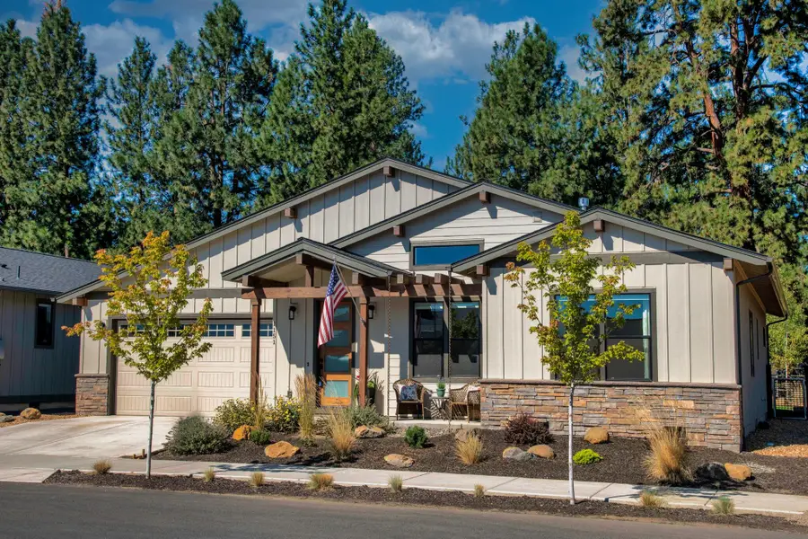 1151 N Jantzen, Sisters, OR 97759 - Image #3