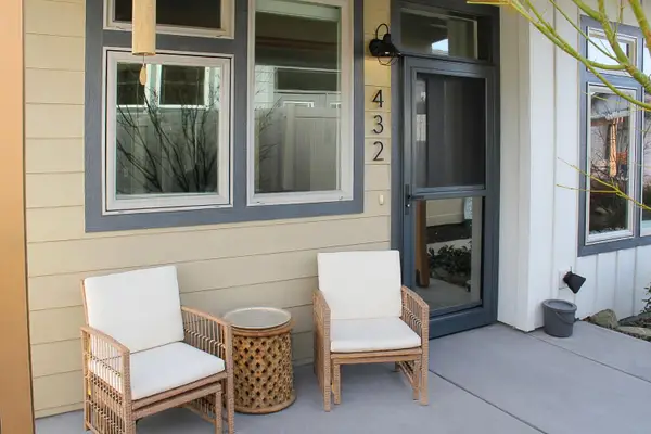 432 Nandina, Ashland, OR 97520