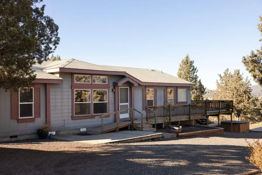 21140 Arid Avenue, Bend, OR 97703 - #3