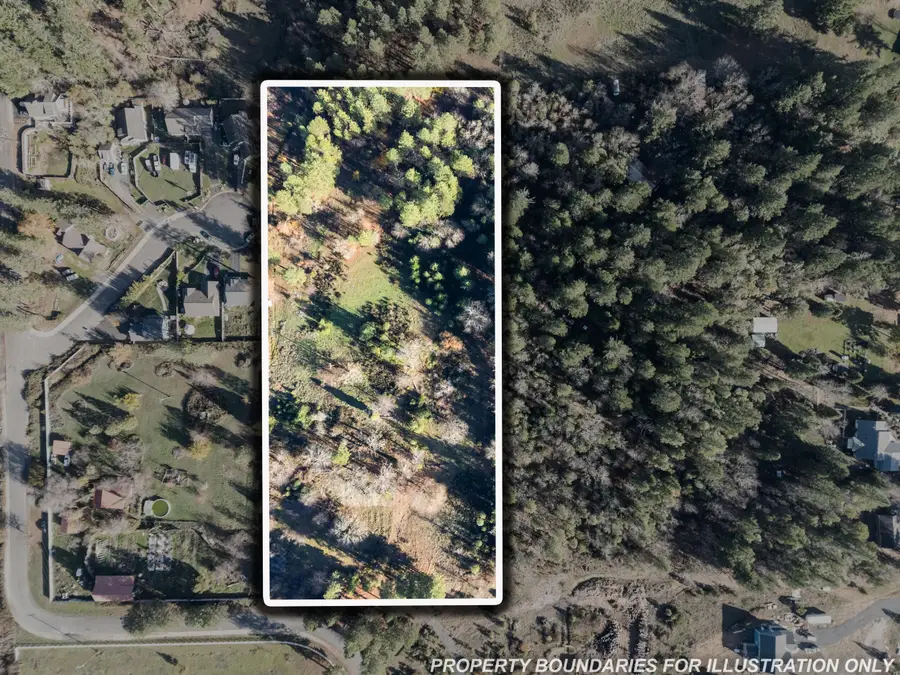 681 Daisy Hill, Cave Junction, OR 97523 - Image #2