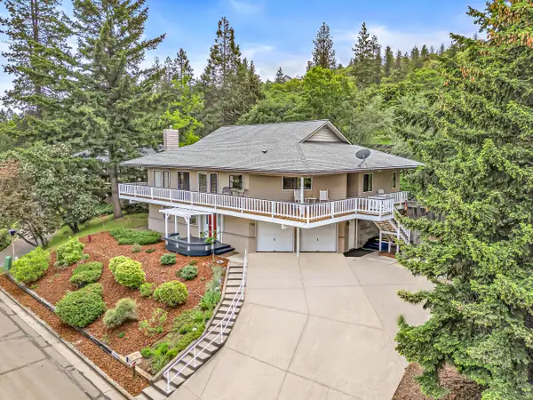 1768 Crestview Drive, Ashland, OR 97520
