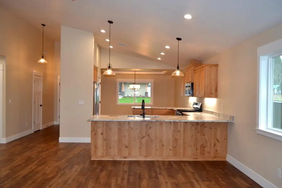 190 SW Rock Gulch, Grants Pass, OR 97527 - Image #3