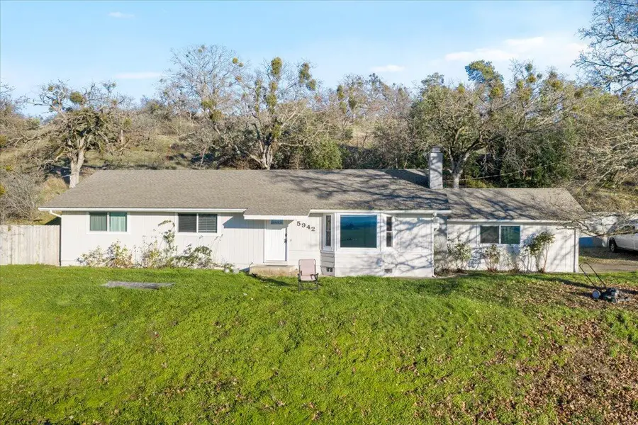 5942 Foothill, Medford, OR 97502 - Image #3