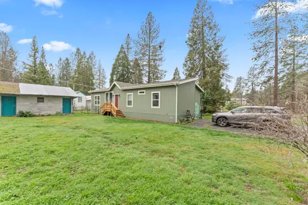 594 Detrick, Grants Pass, OR 97527