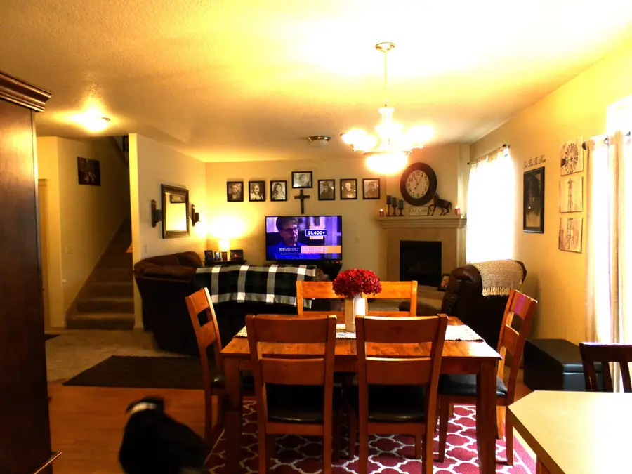 2885 SW Juniper, Redmond, OR 97756 - Image #2