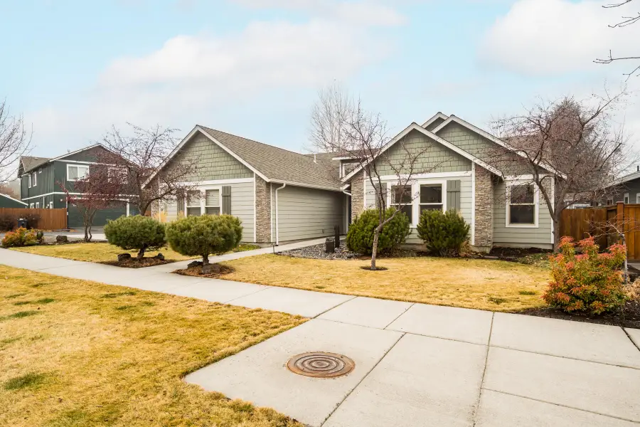 61753 SE Camellia, Bend, OR 97702 - Image #3