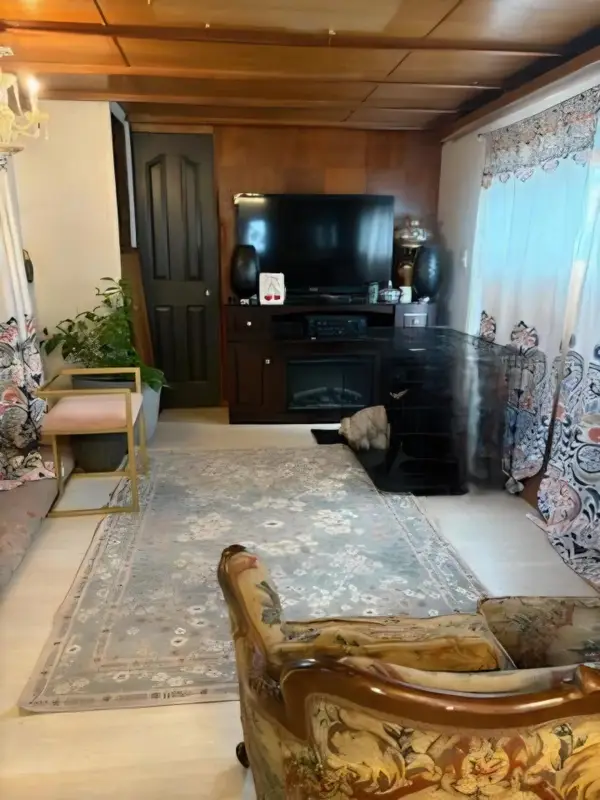 1275 Rogue River, Grants Pass, OR 97527