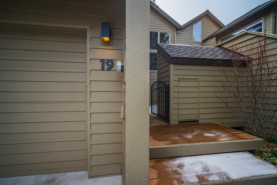 17675 Bittern, Sunriver, OR 97707 - Image #2