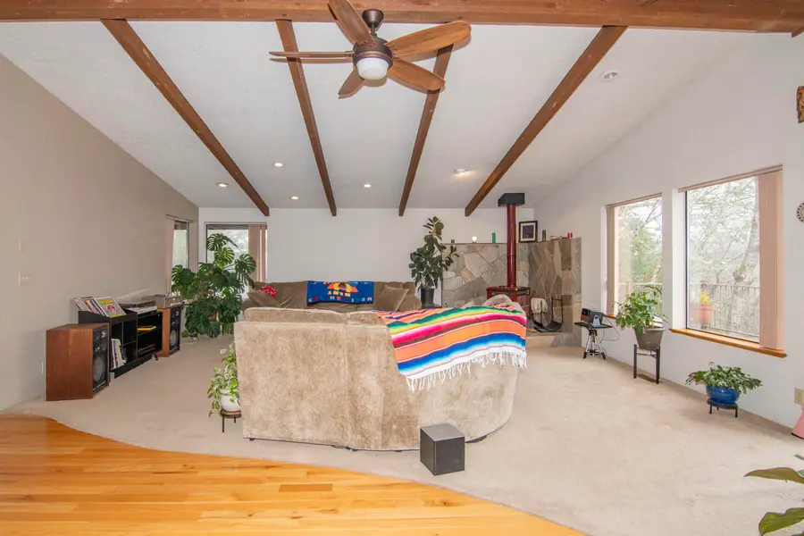 711 Cienaga, Grants Pass, OR 97526 - Image #2