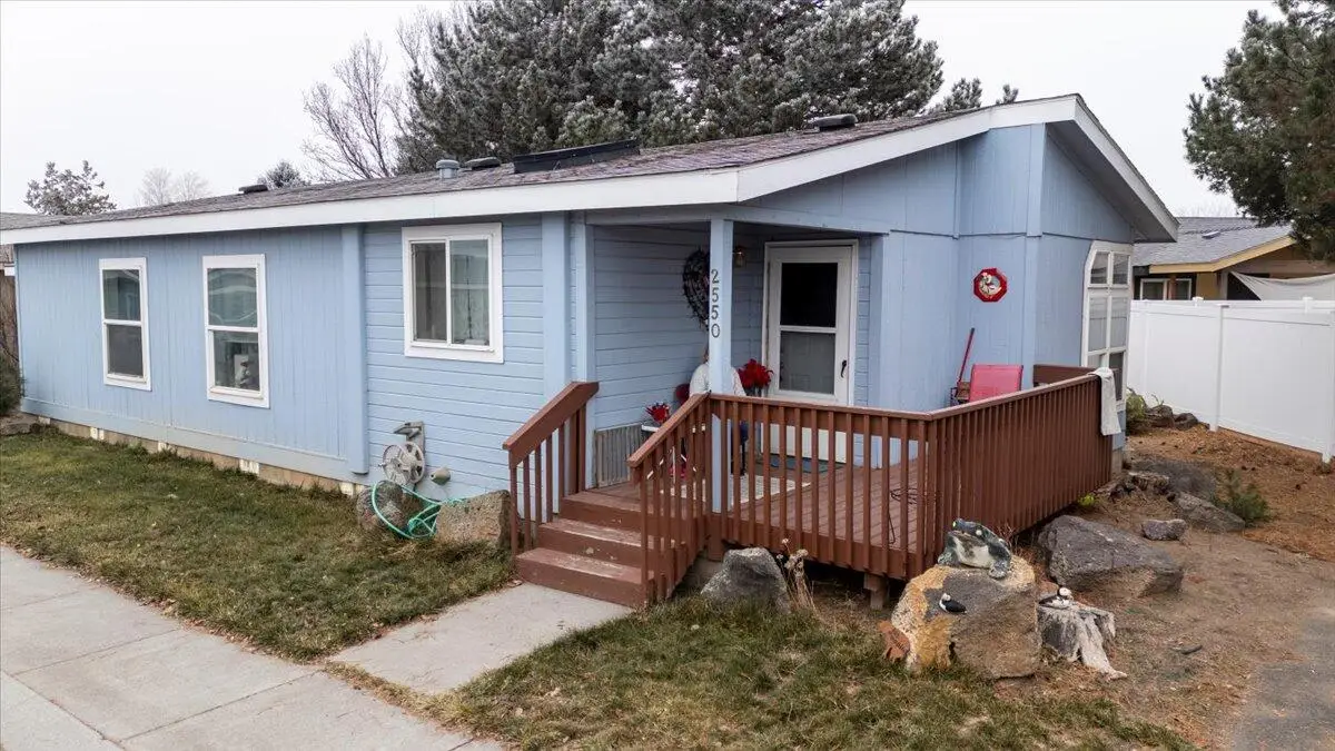 2550 SW Yarrow Creek, Redmond, OR 97756 - Image #1