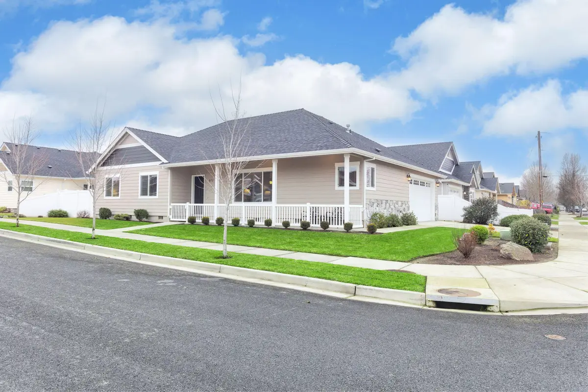 972 SW Blackberry, Grants Pass, OR 97527 - Image #1