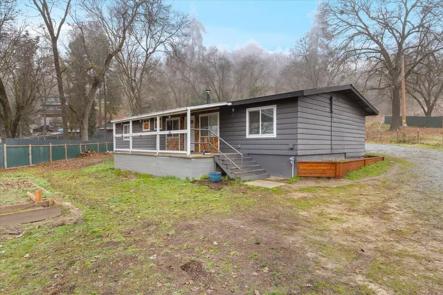 2526 Upper River, Grants Pass, OR 97526 - Image #2