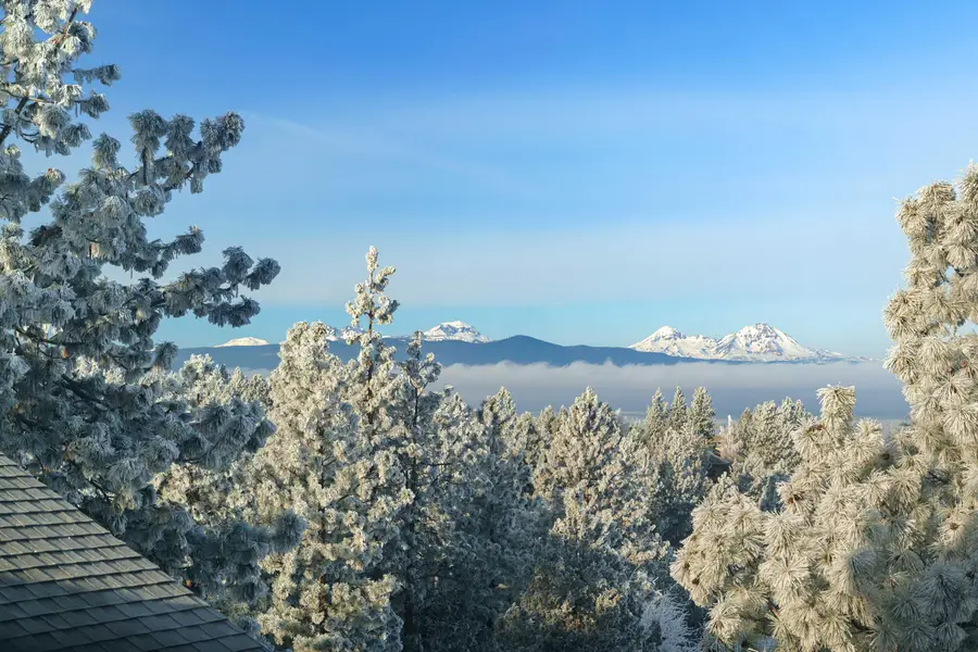 1600 NW Overlook, Bend, OR 97703 - Image #2