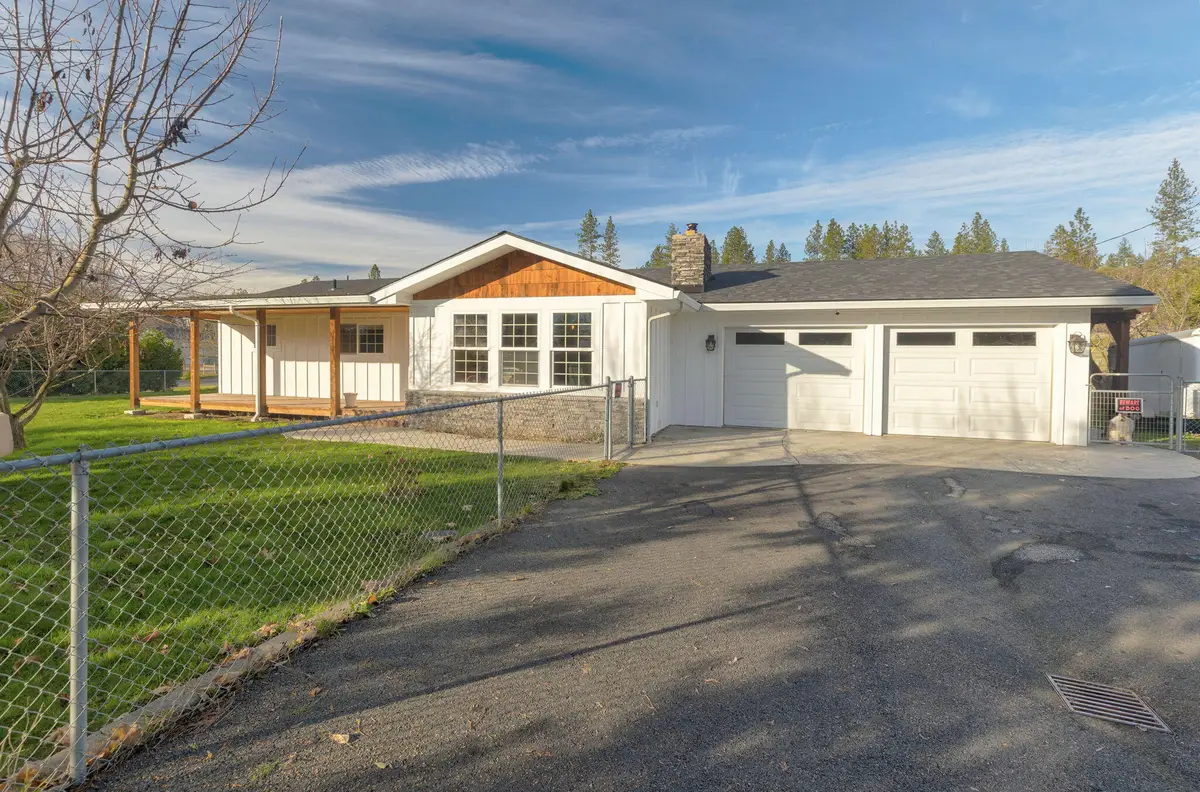 3990 Jerome Prairie, Grants Pass, OR 97527 - Image #1