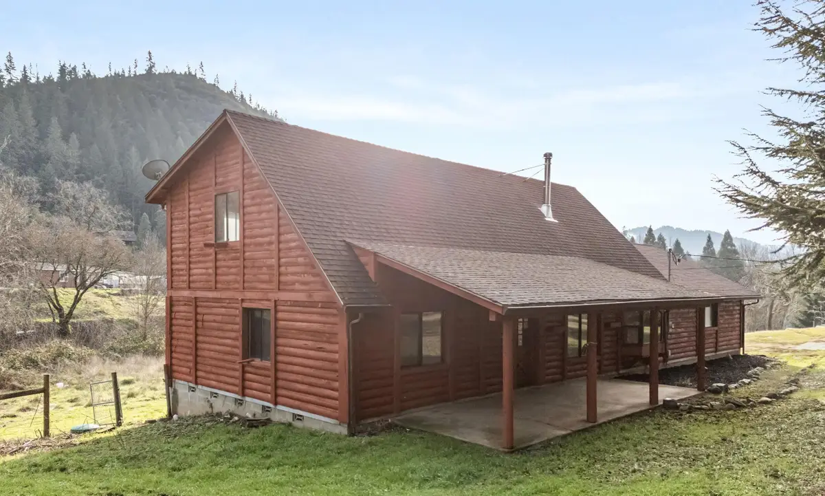 1514 Burbridge Drive, Rogue River, OR 97537 - Image #1