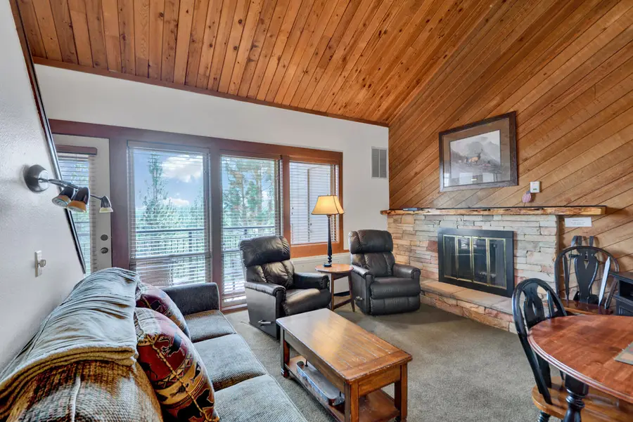 118575 SW Century Drive, Bend, OR 97702 - Image #2