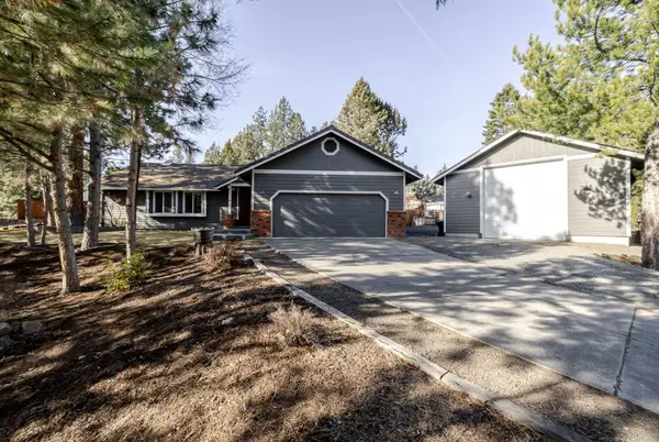 60625 Newcastle Drive, Bend, OR 97702