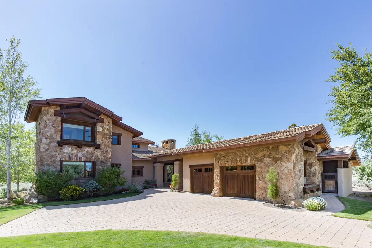 65885 Pronghorn Estates, Bend, OR 97701 - Image #1