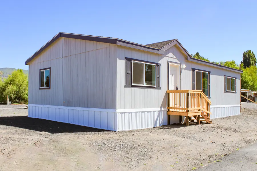 4647 Winter, Klamath Falls, OR 97603 - Image #2