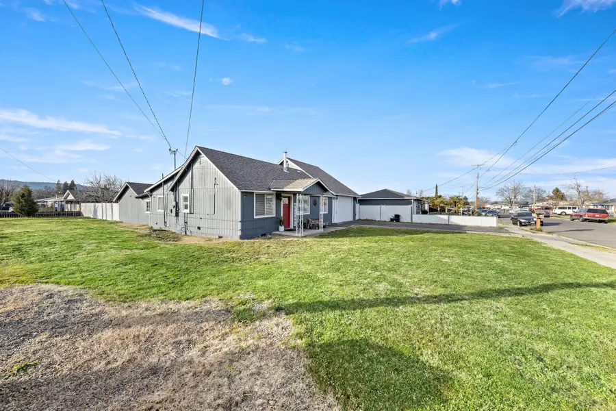 2817 Howard, Medford, OR 97501 - Image #3