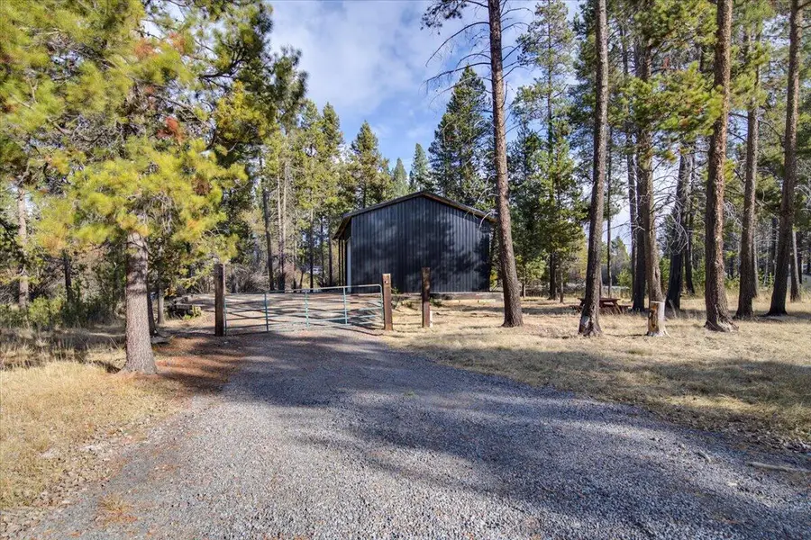 17186 Milky Way, Bend, OR 97707 - Image #2