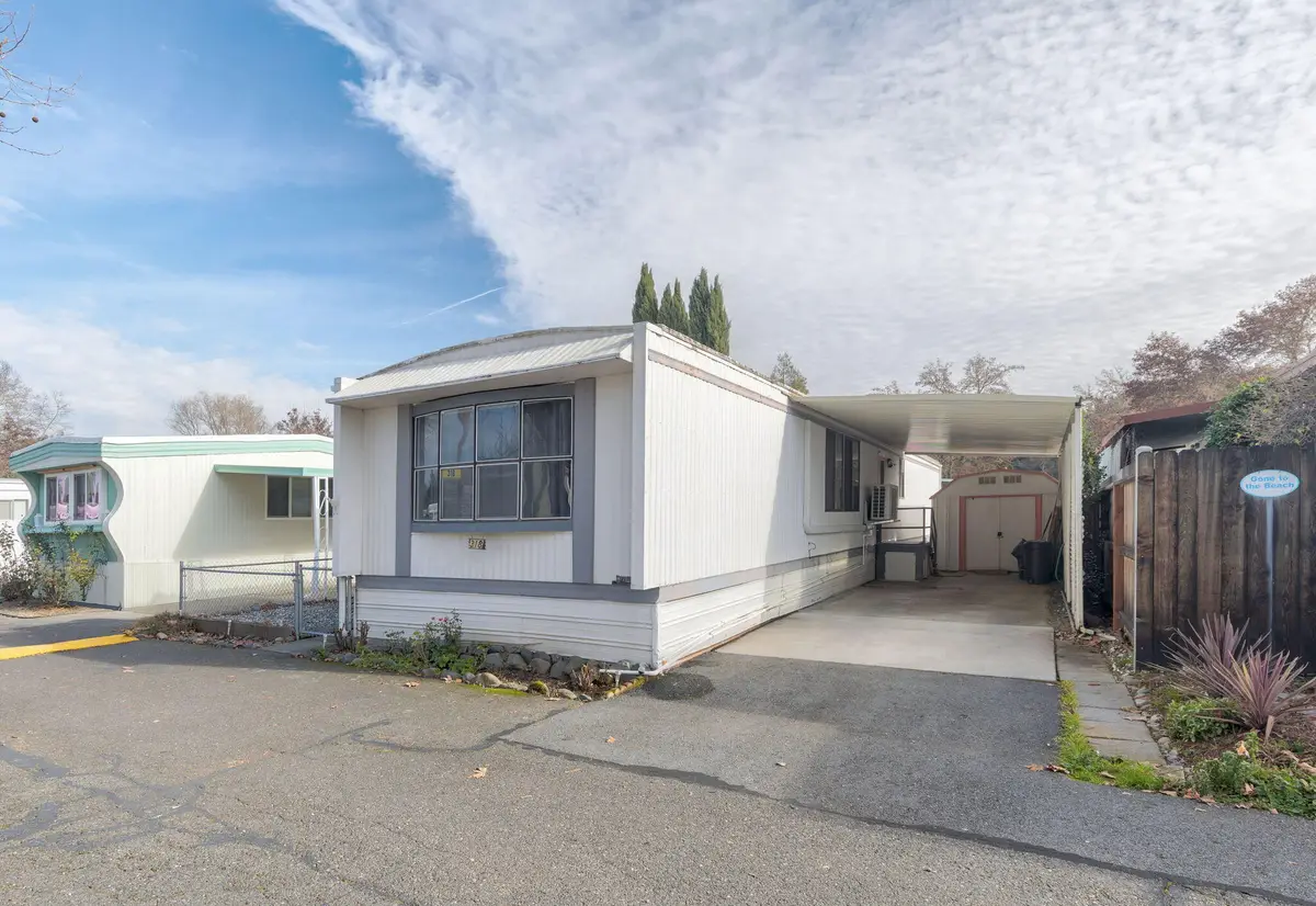 318 Sandlewood Drive, Grants Pass, OR 97526 - Image #1