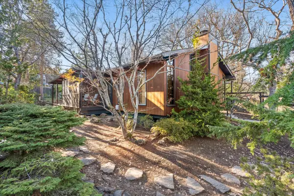 804 Acorn Circle, Ashland, OR 97520