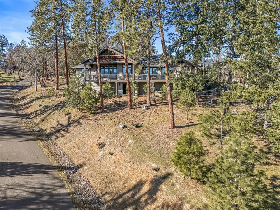 815 Gold Rush Way, Jacksonville, OR 97530 - Image #3