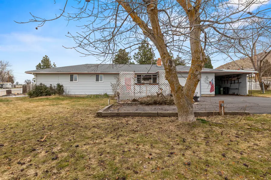 135 Leach Drive, Midland, OR 97634 - Image #2