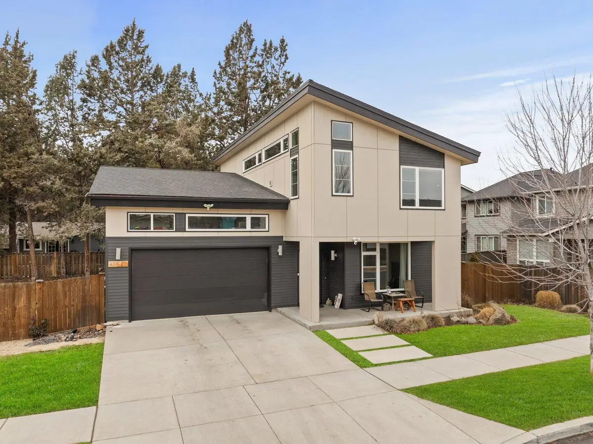 61547 SE Lincoln Lane, Bend, OR 97702 - Image #1