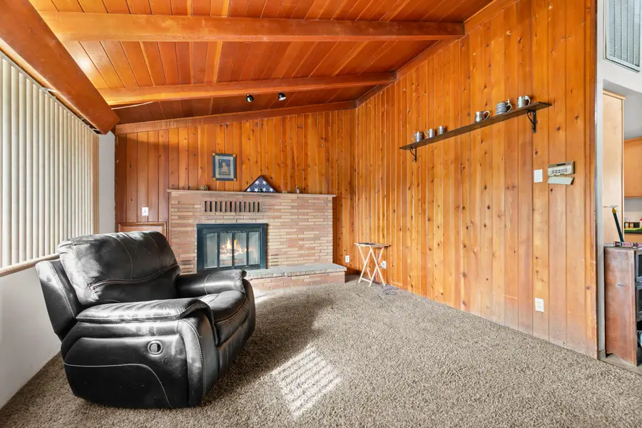 348 N 6th Street, Central Point, OR 97502 - Image #2