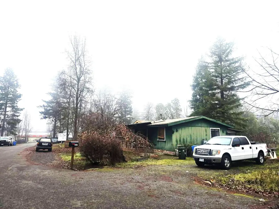 637 Frederick Court, Cave Junction, OR 97523 - Image #3