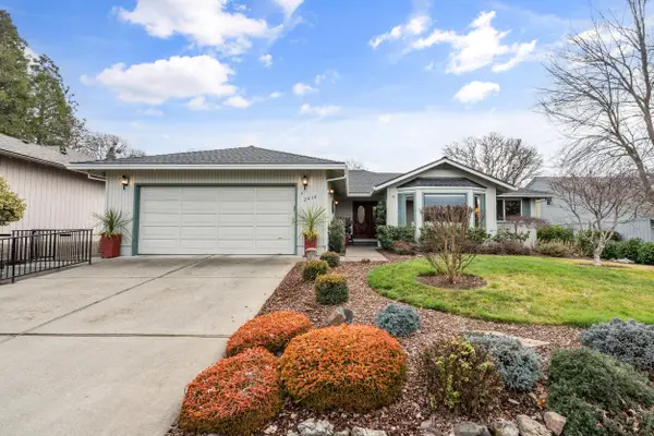 2414 Heritage Way, Medford, OR 97504