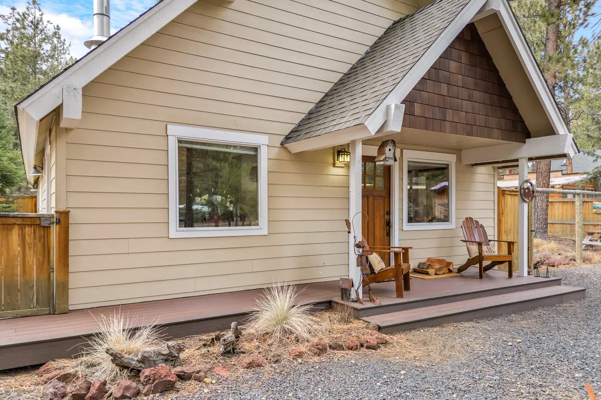 69221 Easy Street, Sisters, OR 97759 - Image #1