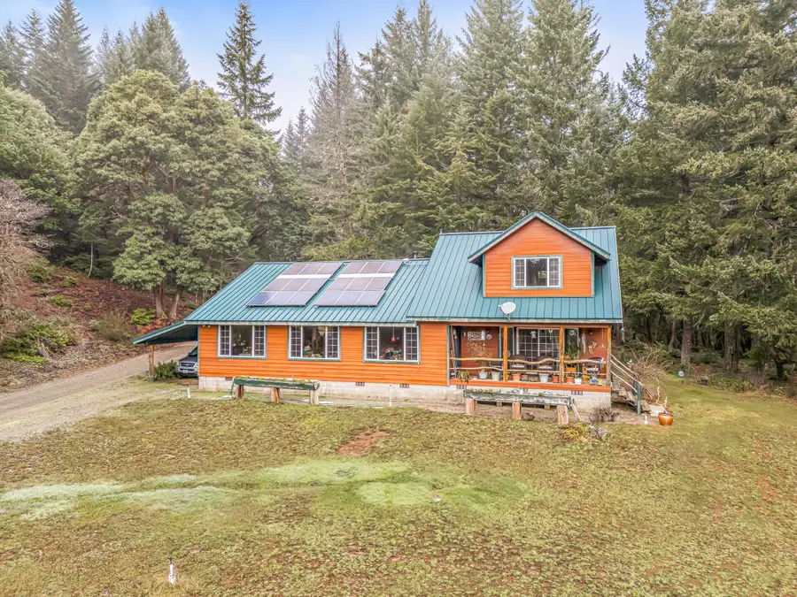 37010 Redwood Highway, O Brien, OR 97534 - Image #2