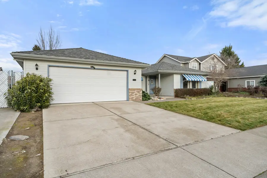 802 Brandon Street, Central Point, OR 97502 - Image #3