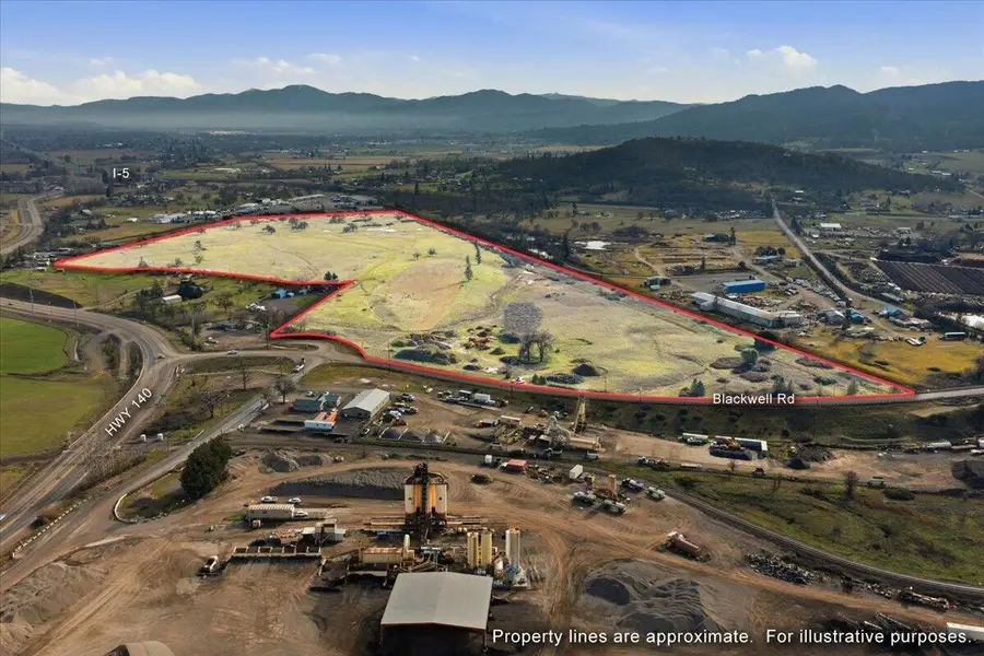 7505 Blackwell Road, Central Point, OR 97502 - Image #3